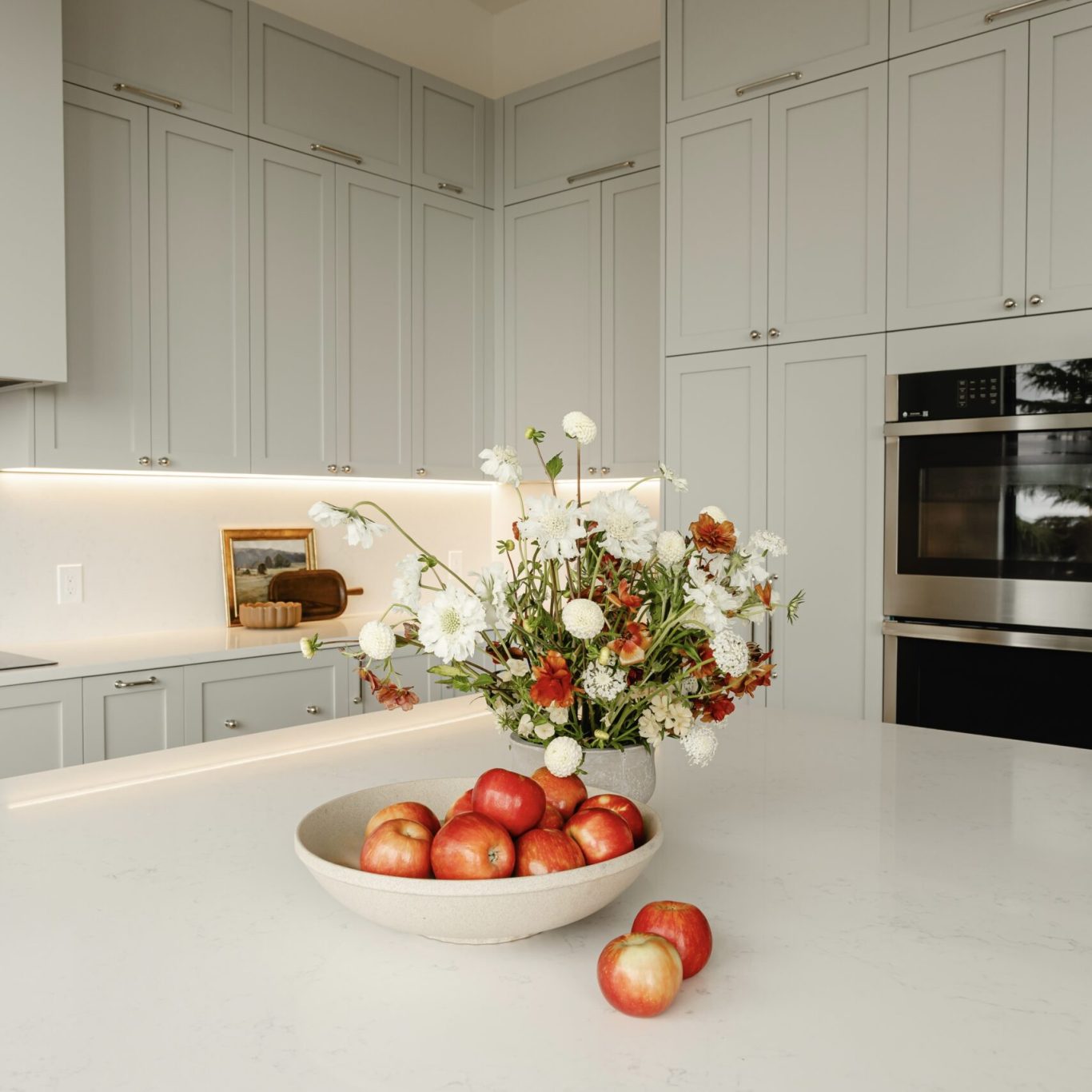 Kitchen remodel near me in Innis Arden, WA for modern home upgrades