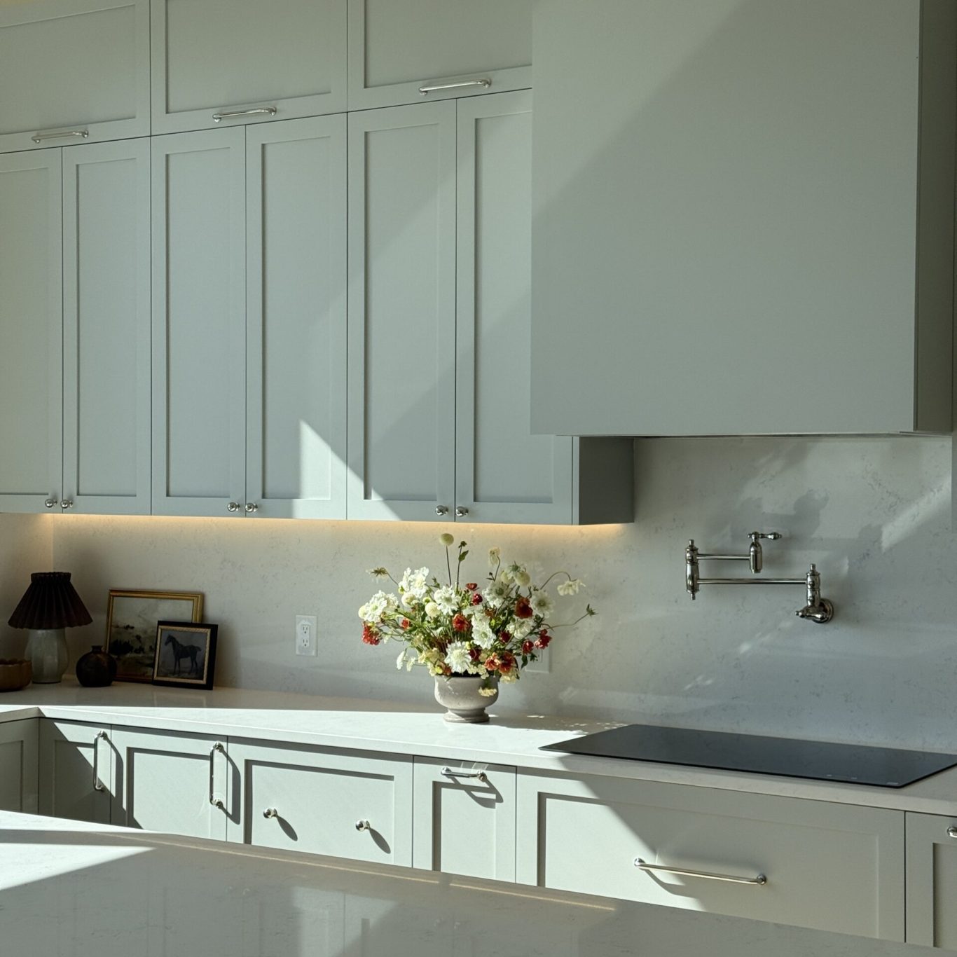 Kitchen remodel near me in The Highlands, WA for modern home upgrades