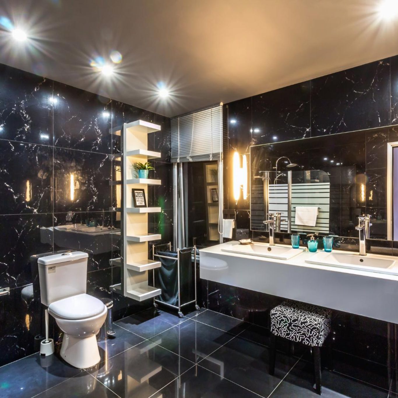 Professional bathroom remodel in Everett, WA improving layout and design